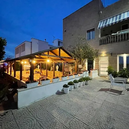Al Tramonto Couette-café Otrante
